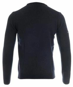 Greg Norman By ProQuip Lambswool Water Repellent V-Neck Golf Sweater - Navy 7 Greg Norman By ProQuip Lambswool Water Repellent V-Neck Golf Sweater - Navy -Second Hand Clubs Sales gn water repellant v neck navy 3