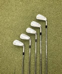 Fairway Golf UK Taylor Made P790 Irons- Right Handed (Stiff) 7-AW Brand New